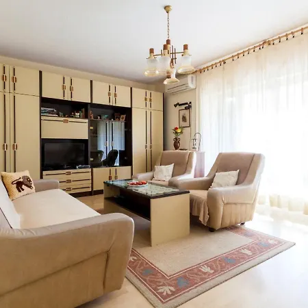 Spacious Near The Sea *